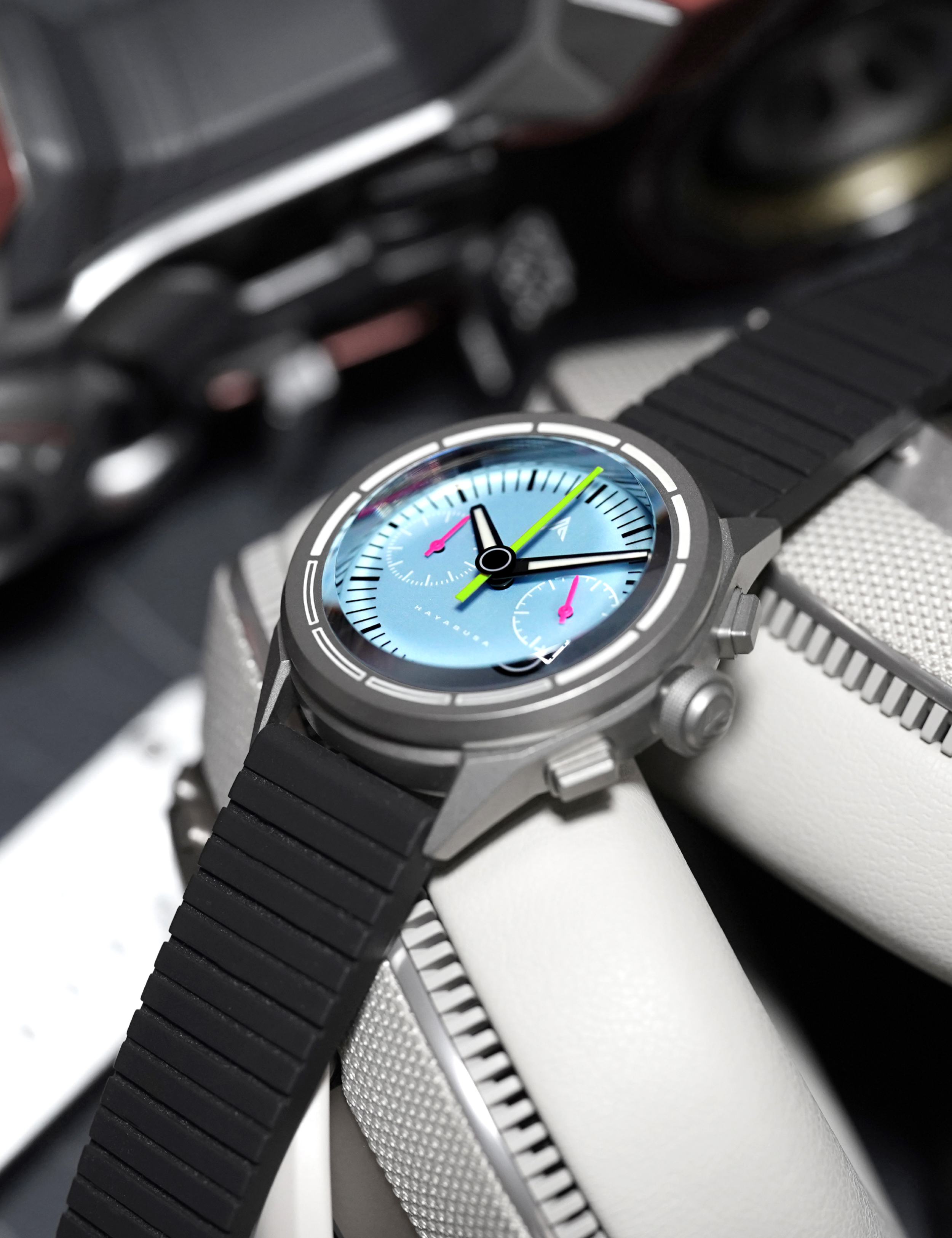 HAYABUSA: VAPOR BLUE / SILVER