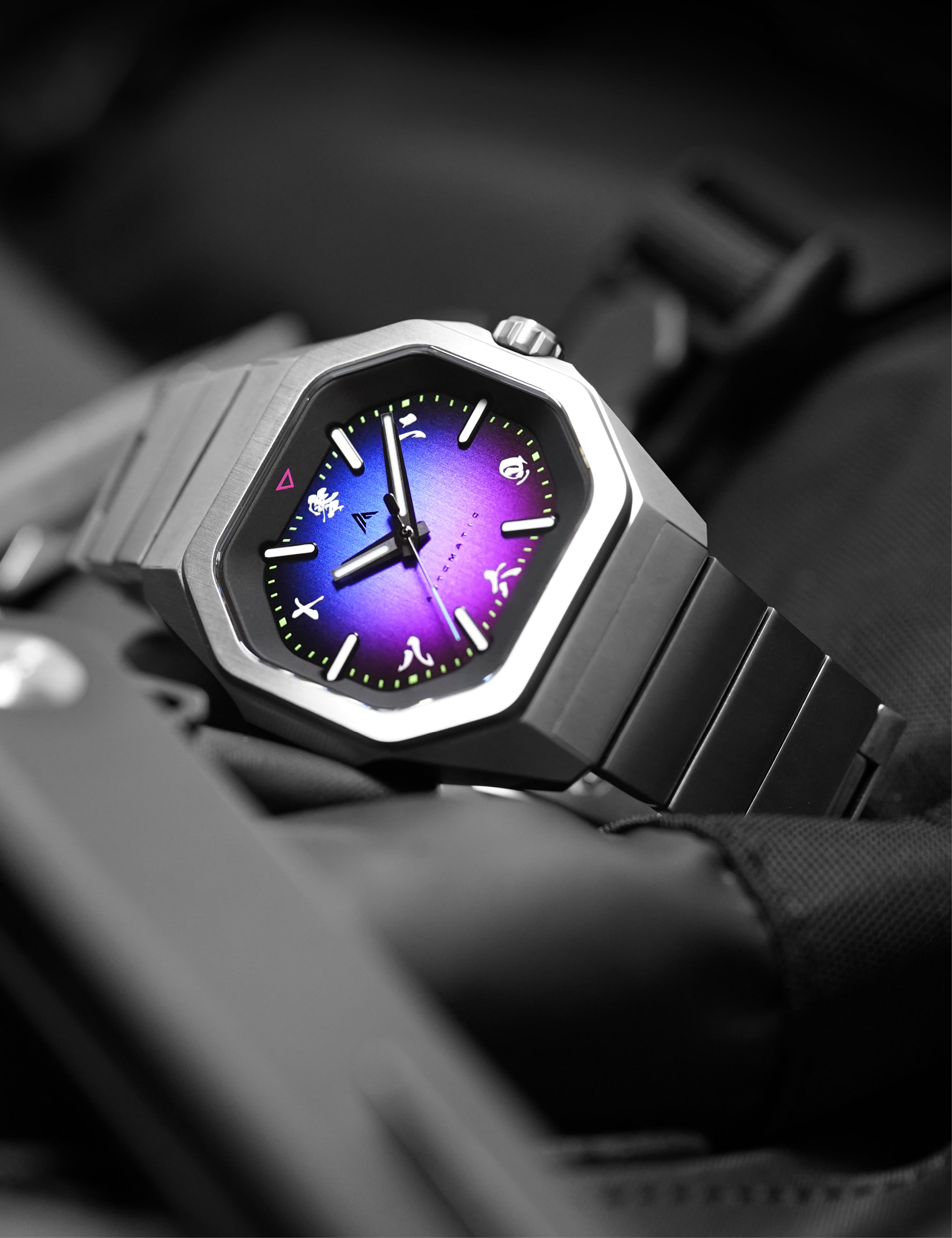 額装品/Future Relic 03 Film 限定100/ダニエルアーシャム OKAMI: NEO TOKYO KANJI / Silver A.T. SHIELD™